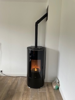 Nobis, modèle A 8 V Round Top noir